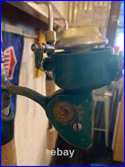 Vintage PENN Reel Collection Display Shelf 7 Reels All in Great Condition Penn
