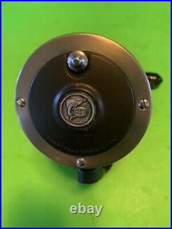 Vintage Penn 25 Gls Graphite Lever Drag Senator Fishing Reel Made In The USA
