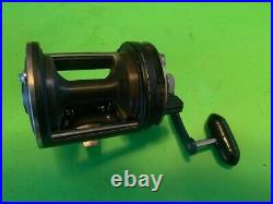Vintage Penn 25 Gls Graphite Lever Drag Senator Fishing Reel Made In The USA