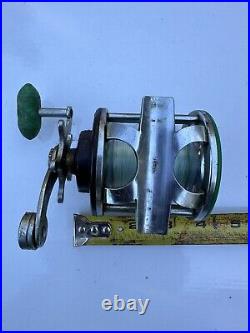 Vintage Penn 25 Monofil with green handle Fishing Reel