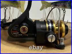 Vintage Penn 4200-SS Ultra Light Spinning Fishing Reel. Made in USA
