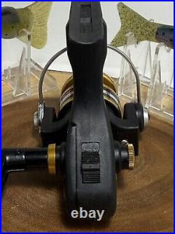 Vintage Penn 4200-SS Ultra Light Spinning Fishing Reel. Made in USA