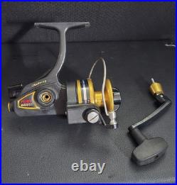 Vintage Penn 4400 SS Skirted Spool Spinning Reel