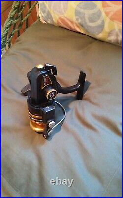 Vintage Penn 4400ss spinning reel in good condition