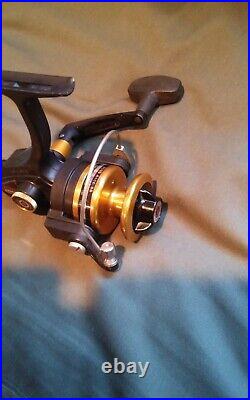 Vintage Penn 4400ss spinning reel in good condition