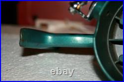 Vintage Penn 704 Spinfisher Large Saltwater Fishing Reel