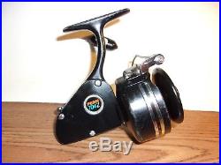 Vintage Penn 704 Z Spinning Fishing Reel Made In USA Excellent Condition Beauty