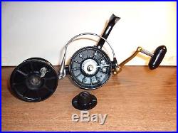 Vintage Penn 704 Z Spinning Fishing Reel Made In USA Excellent Condition Beauty