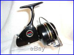 Vintage Penn 704 Z Spinning Fishing Reel Made In USA Excellent Condition Nice