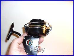 Vintage Penn 704z Spinning Fishing Reel USA Excellent Condition Nice Working