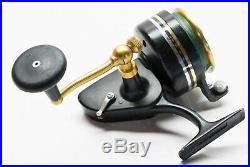 Vintage Penn 706Z Fishing Reel Bail Less