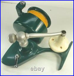 Vintage Penn 706 Green Bail-less Spinfisher Reel Excellent Condition