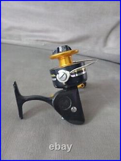 Vintage Penn 712Z Spinning fishing reel