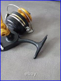 Vintage Penn 712Z Spinning fishing reel