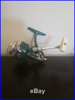 Vintage Penn 714 Ultrasport Green Spinfisher Spinning Fishing Reel 1975 USA +BOX