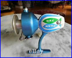 Vintage Penn 720 Spinning Reel First Model Blue/Green Fish Logo WORKS GREAT