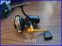 Vintage Penn 722Z Spinning Fishing Reel with Box and papers