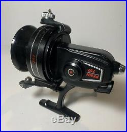 Vintage Penn 757 Spinning Reel (850 or 8500 size) EXCELLENT CONDITION Rare