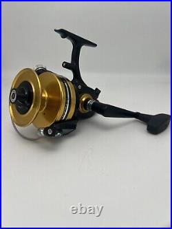Vintage Penn 8500SS, Skirted Spol Spinning Reel, New No box. Free Insured ship
