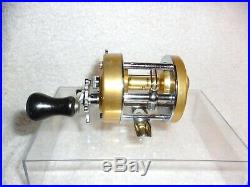Vintage Penn 920 Levelmatic Bait Casting Fishing Reel USA Nice Condition Clean
