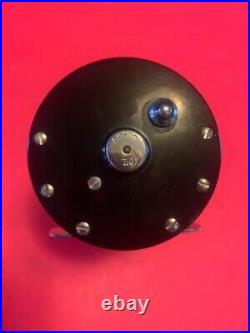 Vintage Penn Beachmaster No. 160 Fishing Reel With Blue & White Vintage Box Mint