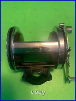Vintage Penn Jigmaster 505hs Fishing Reel With Newell Reel Base & Clamp + Box