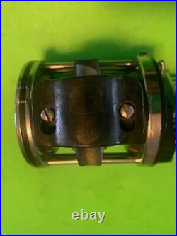 Vintage Penn Jigmaster 505hs Fishing Reel With Newell Reel Base & Clamp + Box