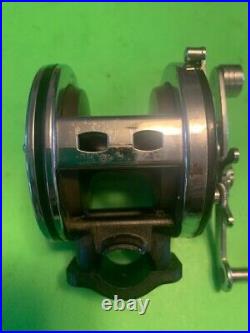 Vintage Penn Jigmaster 506hs Fishing Reel With Newell Reel Base & Clamp + Box