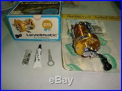 Vintage Penn Levelmatic No 930 Bait Casting Fishing Reel NIB LOOK NEW OPENED BOX