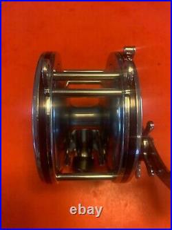 Vintage Penn Master Mariner 349h Fishing Reel With Blue & White Vintage Box L@@k