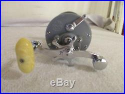 Vintage Penn Monofil # 25 Grey Sided Fishing Reel Excellent Condition (rare)