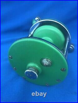 Vintage Penn Monofil 26 With Rare Green Plastic Spool and Green Side Plates