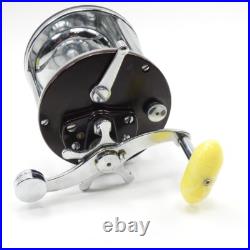 Vintage Penn Peer No. 209 Fishing Reel. With Box. Made in USA