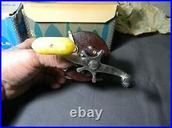 Vintage Penn Reels= 2 Jigmasters Model-500. Great Working Condition