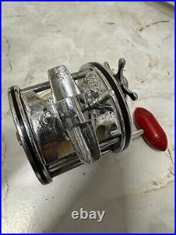 Vintage Penn Senator 4/0 Reel. Made in U. S. A. Fishing Reel