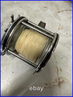Vintage Penn Senator 4/0 Reel. Made in U. S. A. Fishing Reel