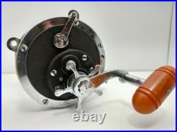 Vintage Penn Senator 9/0 Reel marked pat d tarnished but works as it should B1B