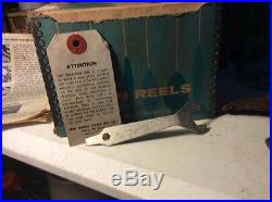 Vintage Penn Spinfisher 704 Reel In Box PENN Spinning REELS Advertising Clean