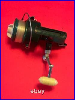 Vintage Penn Spinfisher 710 Spinning Reel Fishing Reel Looks & Works Great