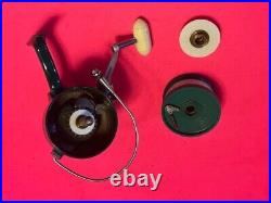 Vintage Penn Spinfisher 710 Spinning Reel Fishing Reel Looks & Works Great