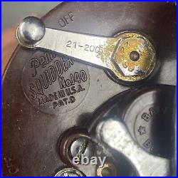 Vintage Penn Squidder 140 Conventional Reel Red Bakelite Handle Retro Saltwater