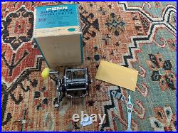 Vintage Penn Super Peer 309M fishing reel (22892)