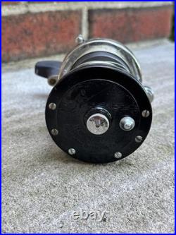 Vintage Penn Surfmaster No. 200 Fishing Reel