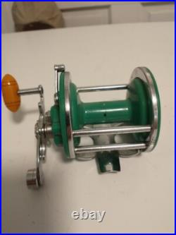 Vintage fishing reel, 1955 green monifil. Super rare