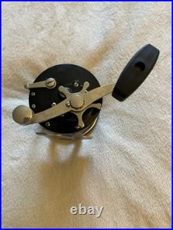 Vtg PENN LONG BEACH 60 BAITCAST Fish Fishing Reel Offshore Left Handed EUC