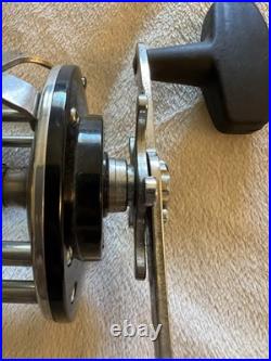 Vtg PENN LONG BEACH 60 BAITCAST Fish Fishing Reel Offshore Left Handed EUC